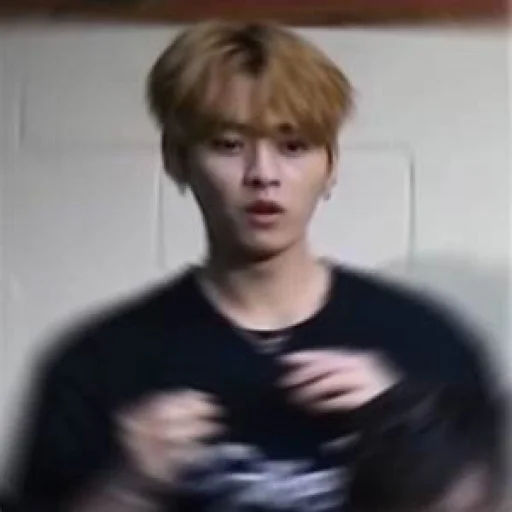 😯 Стикер «stan straykids» для Telegram