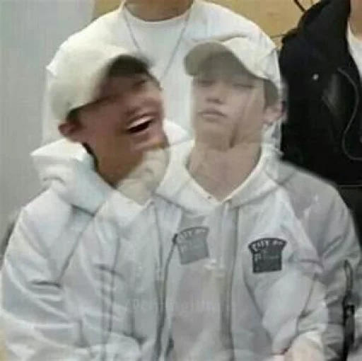 😑 Стикер «stan straykids» для Telegram