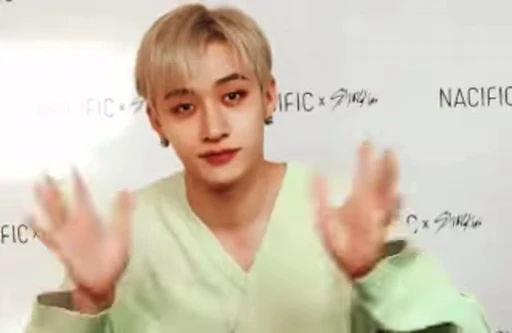 😂 Стикер «Stray Kids 2» для Telegram