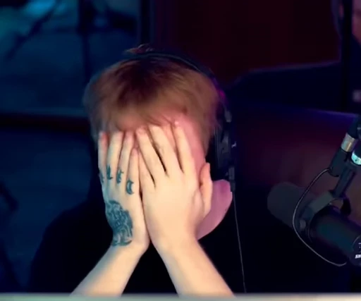 😢 Стикер «Стримы dk» для Telegram