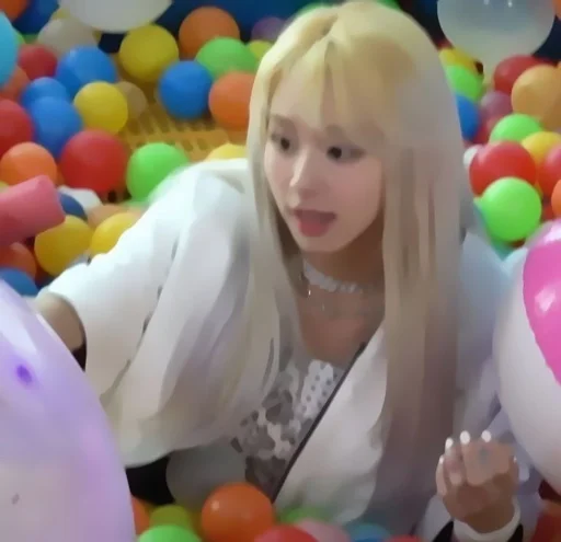 🥡 Стикер «chaeyoung» для Telegram