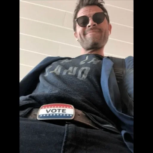 😙 Стикер «SupernaturalTVstickers» для Telegram