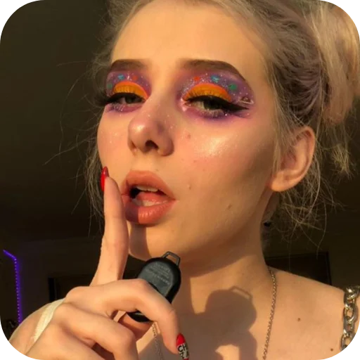 😘 Стикер «Sveta Sollar» для Telegram