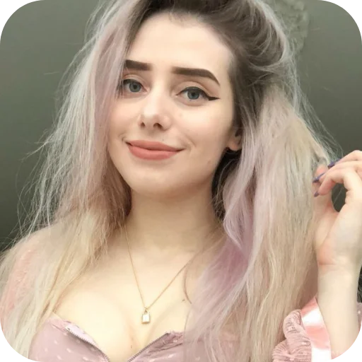 🥰 Стикер «Sveta Sollar» для Telegram