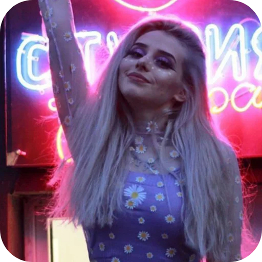 ⬆ Стикер «Sveta Sollar» для Telegram