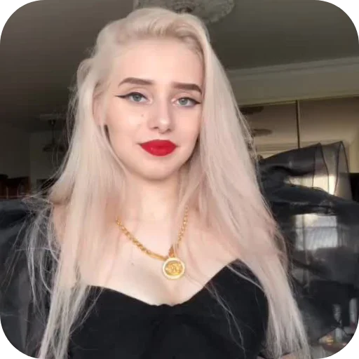 🤨 Стикер «Sveta Sollar» для Telegram