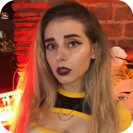 👸 Стикер «Sveta Sollar» для Telegram