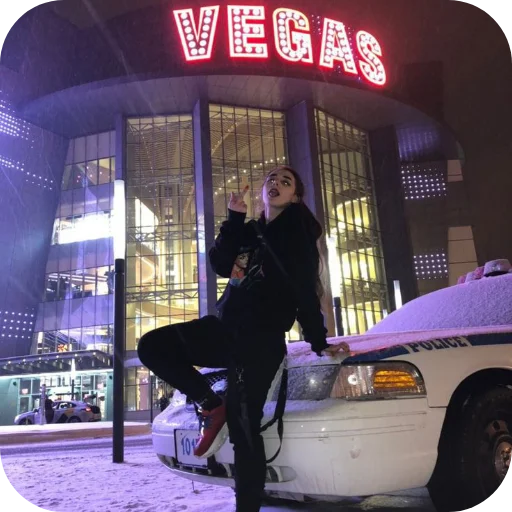 🚗 Стикер «Sveta Sollar» для Telegram
