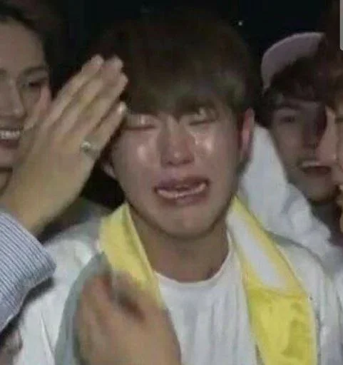 😭 Стикер «kpop memes» для Telegram