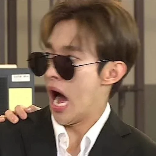 😱 Стикер «kpop memes» для Telegram