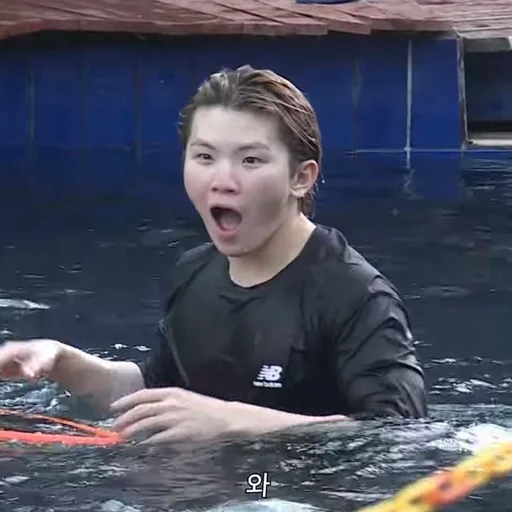 😱 Стикер «kpop memes» для Telegram