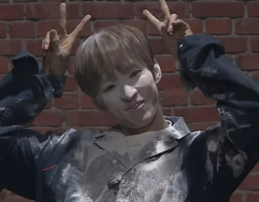 ✌️ Стикер «kpop memes» для Telegram