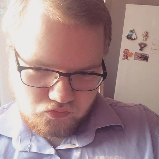 🌟 Стикер «T2x2» для Telegram