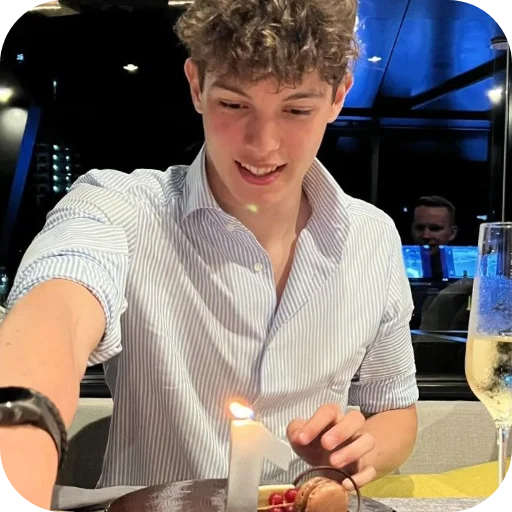 🎂 Стикер «Formula 1» для Telegram