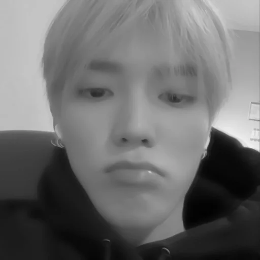 🐈‍⬛ Стикер «Lee taeyoung» для Telegram