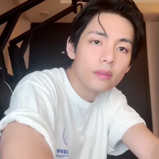 🐯 Стикер «TAEHYUNG» для Telegram