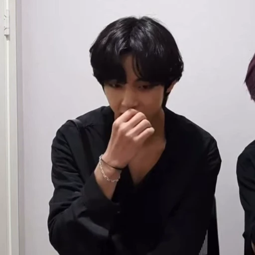 😐 Стикер «Tae-Hyung» для Telegram