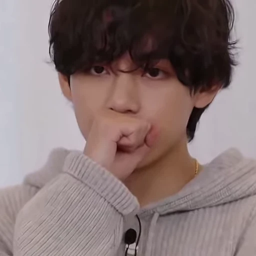 😐 Стикер «Tae-Hyung» для Telegram