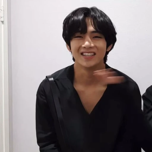 😐 Стикер «Tae-Hyung» для Telegram