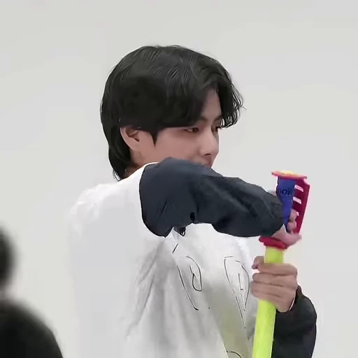 😐 Стикер «Tae-Hyung» для Telegram
