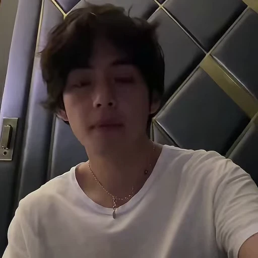 😐 Стикер «Tae-Hyung» для Telegram