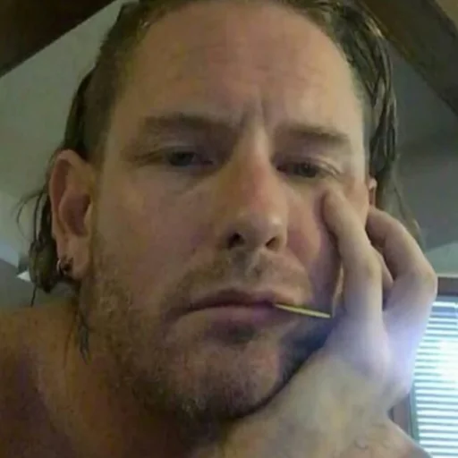 🥡 Стикер «Corey Taylor» для Telegram