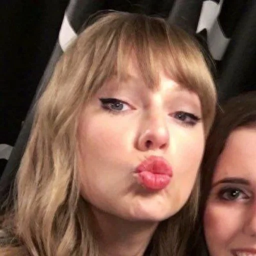 😗 Стикер «Taylor Swift» для Telegram