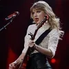 Стикер 6 Taylor Swift