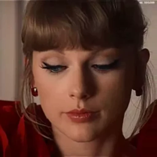 😐 Стикер «&;Taylor Swift» для Telegram