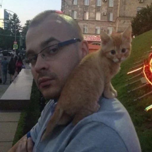 😑 Стикер «Тесак» для Telegram