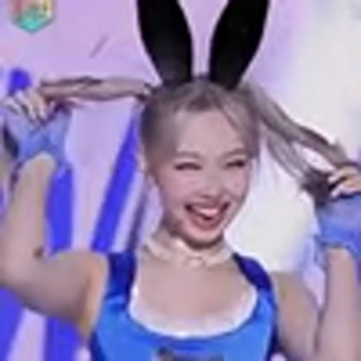 😄 Эмодзи «k-pop fun» для Telegram