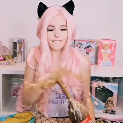 🥤 Стикер «Belle Delphine Pack 3» для Telegram