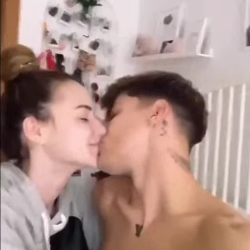 ❤ Стикер «couple» для Telegram