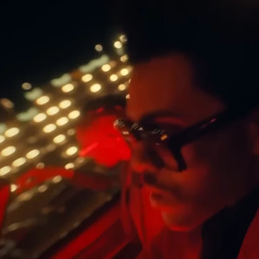 🎵 Стикер «The Weeknd Heartless» для Telegram