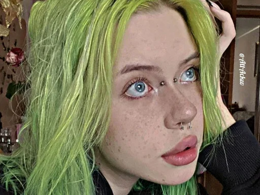 🥑 Стикер «Thirteen Att Ackw» для Telegram