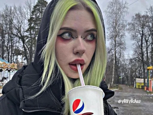 🥑 Стикер «Thirteen Att Ackw» для Telegram