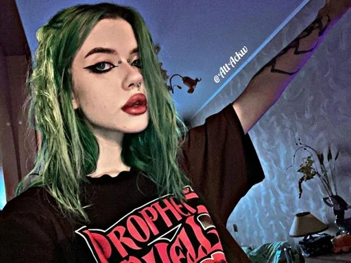 🥑 Стикер «Thirteen Att Ackw» для Telegram