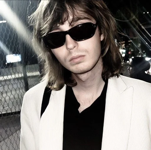 😎 Стикер «Thomas Raggi» для Telegram