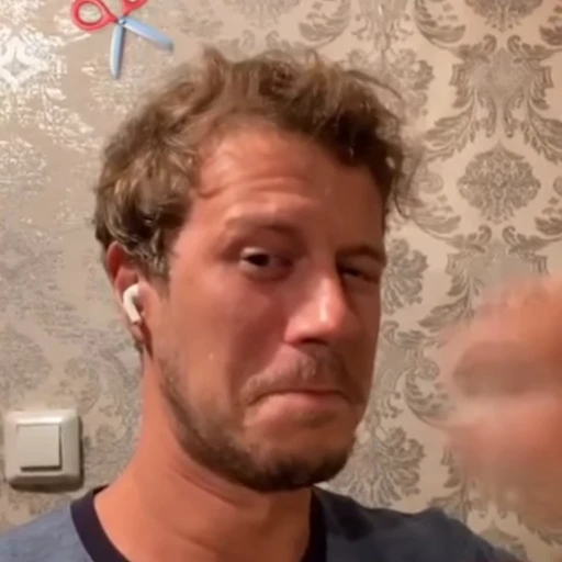 😘 Стикер «Тихон Жизневский» для Telegram