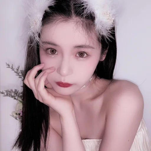 🐰 Стикер «tiniest» для Telegram