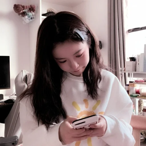 🐰 Стикер «tiniest» для Telegram