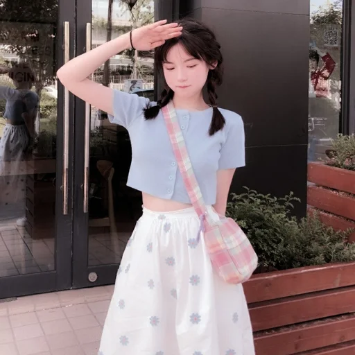 🐰 Стикер «tiniest» для Telegram