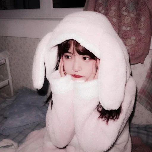 🐰 Стикер «tiniest» для Telegram