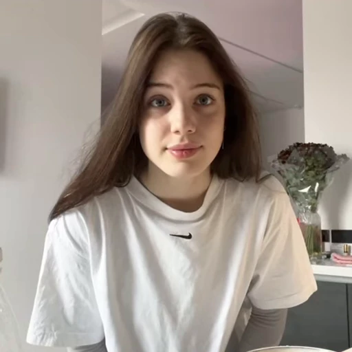 ☺️ Стикер «akyulenok» для Telegram