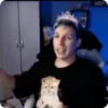 Стикер 5 🤯💋💋🫂🙄💃