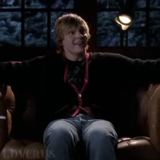 🌟 Стикер «Tate Langdon» для Telegram
