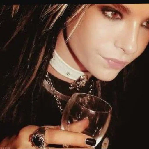 🥃 Стикер «Tokio hotel» для Telegram
