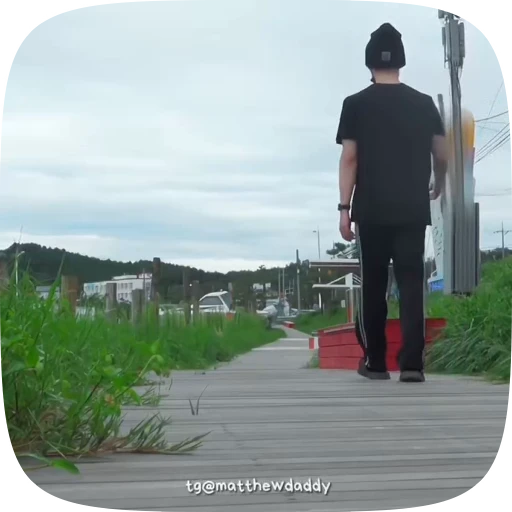 🧊 Стикер «Lee Know» для Telegram
