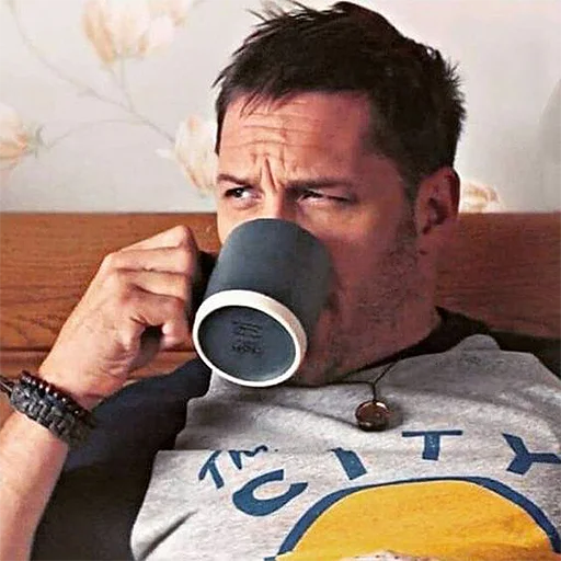 😒 Стикер «Tom Hardy» для Telegram