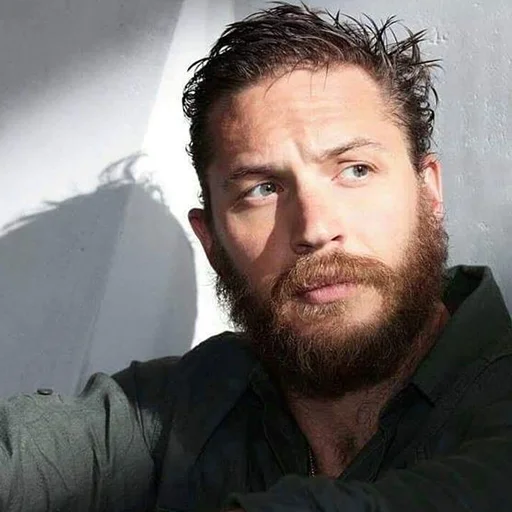 😒 Стикер «Tom Hardy» для Telegram